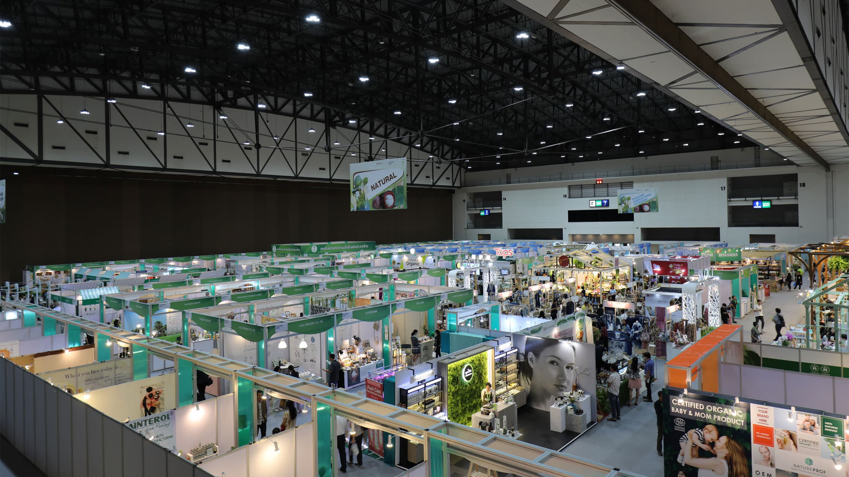 Hall overview of the exhibition